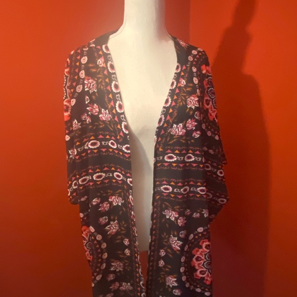 Cover up - Picture 2 of 8